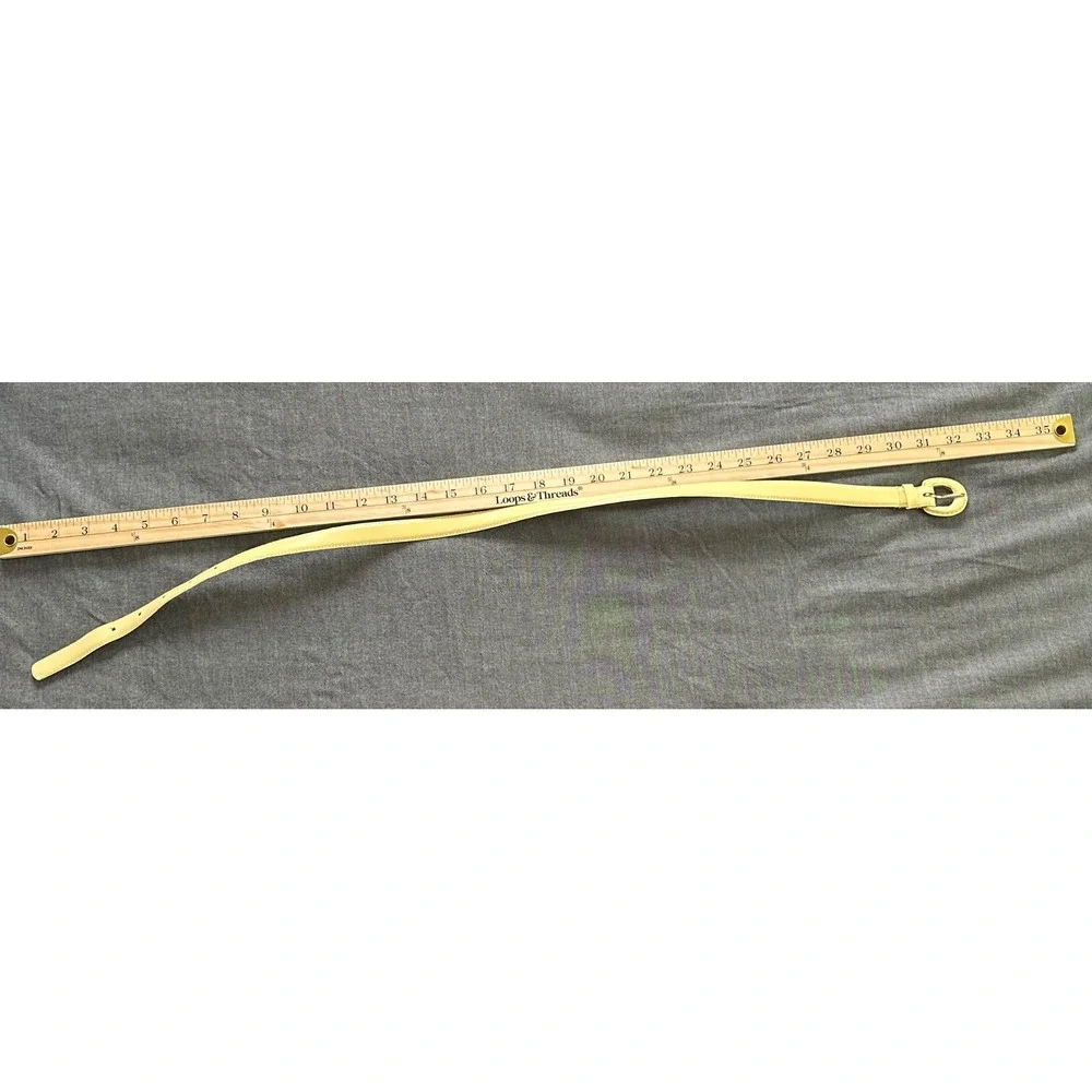 FOB Trading Women Pastel Yellow Skinny Leather Belt Wrapped Buckle Size Small